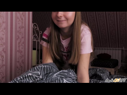 ❤️ Blondi imee hänen BFF:nsä syvälle ja saa spermaa suuhunsa ❤❌ Porno at porn fi.vegasservice.ru ❌️❤